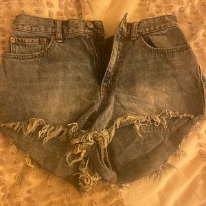 BDG Size 27 Medium Wash Jean Shorts